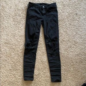 black AEO jeans
